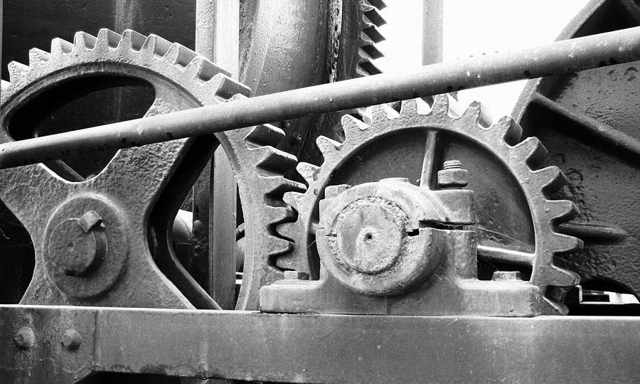 1.3-vintage-machinery gears